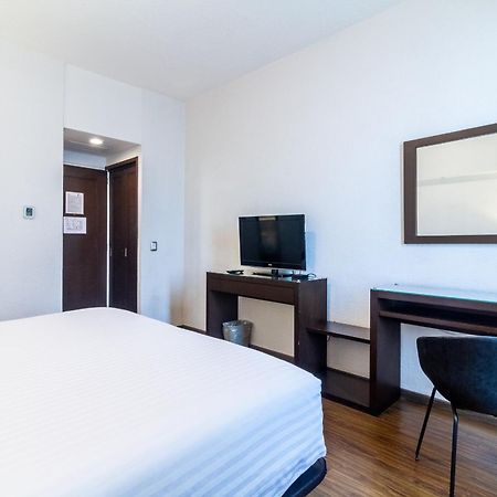 Hotel Meson Ejecutivo Guadalajara Minerva - Av Mexico Zewnętrze zdjęcie